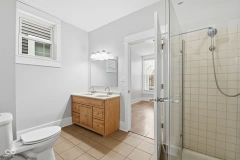 Photo of 717 Parkway Avenue, Indianapolis, IN