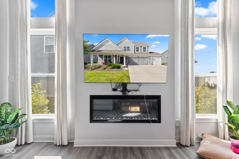 Photo of 9426 Orchard Cove Drive, Indianapolis, IN