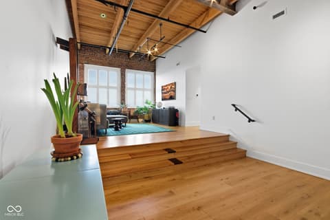 Photo of 430 N Park Avenue, Indianapolis, IN