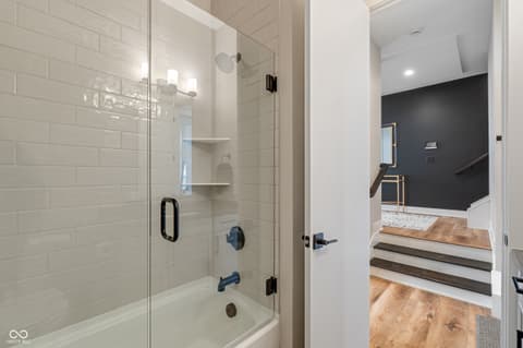 Photo of 922 Berkhamsted Lane, Carmel, IN