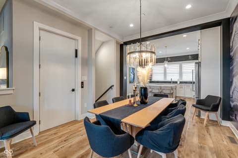 Photo of 922 Berkhamsted Lane, Carmel, IN