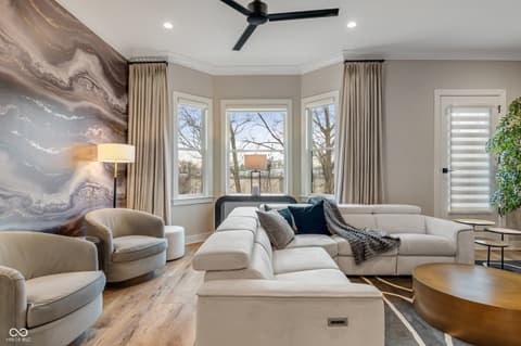 Photo of 922 Berkhamsted Lane, Carmel, IN