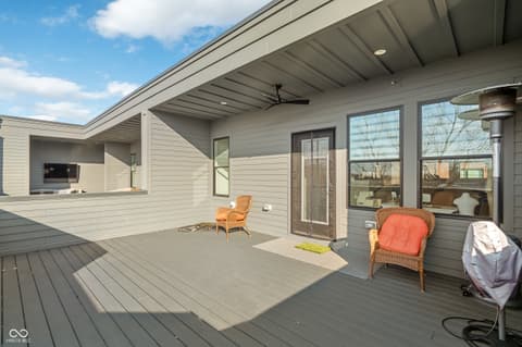 Photo of 922 Berkhamsted Lane, Carmel, IN