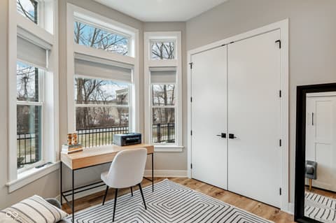 Photo of 922 Berkhamsted Lane, Carmel, IN