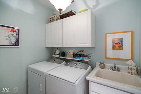 Laundry room at 10122 Pyrite Court, Noblesville, IN