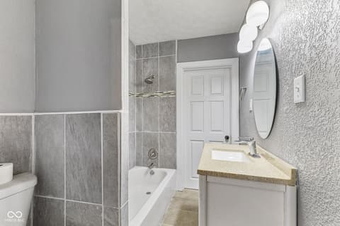 Photo of 1424 N Gladstone Avenue, Indianapolis, IN