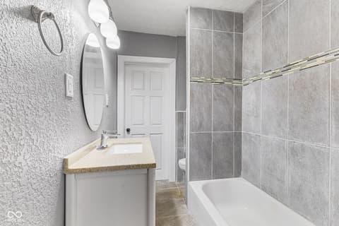 Photo of 1424 N Gladstone Avenue, Indianapolis, IN