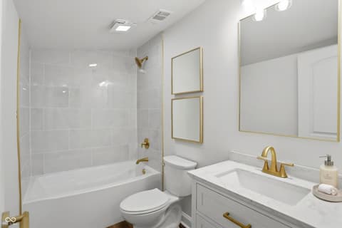 Photo of 208 N Tacoma Avenue, Indianapolis, IN