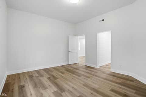 Photo of 208 N Tacoma Avenue, Indianapolis, IN