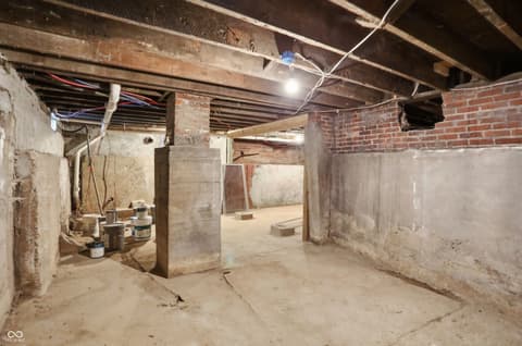 Photo of 208 N Tacoma Avenue, Indianapolis, IN