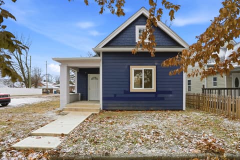 Photo of 208 N Tacoma Avenue, Indianapolis, IN