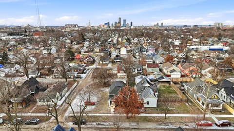 Photo of 208 N Tacoma Avenue, Indianapolis, IN