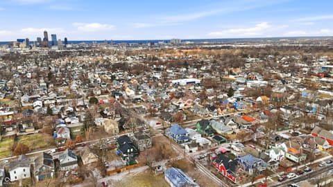 Photo of 208 N Tacoma Avenue, Indianapolis, IN