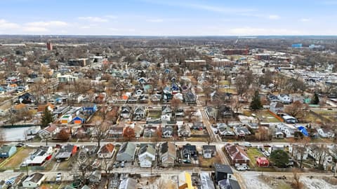 Photo of 208 N Tacoma Avenue, Indianapolis, IN
