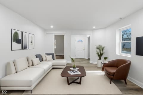 Photo of 208 N Tacoma Avenue, Indianapolis, IN