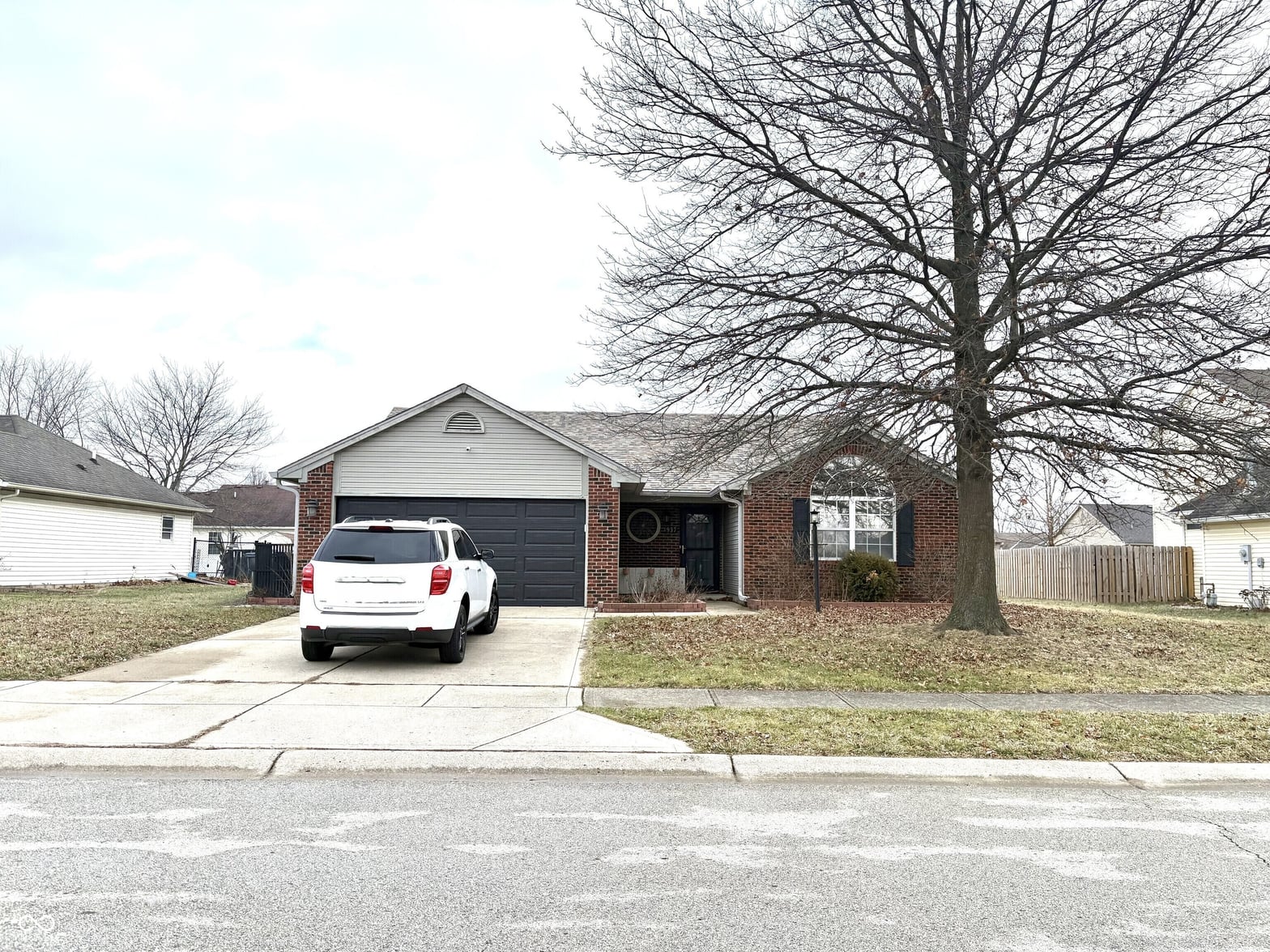 Photo of 937 Ellington Circle, Greenwood, IN
