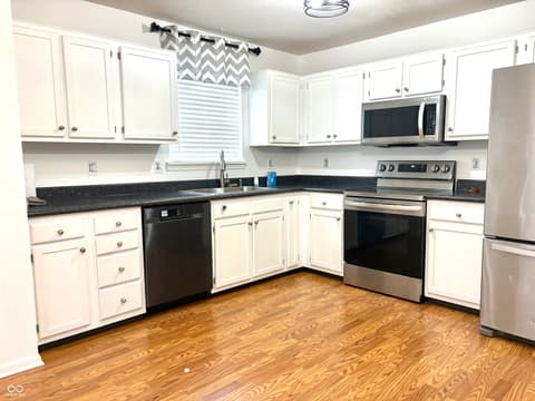 Photo of 937 Ellington Circle, Greenwood, IN