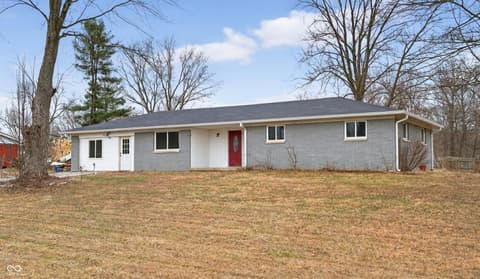8220 N Greenacres Road