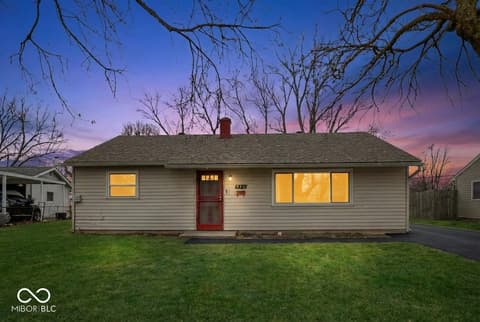 Photo of 492 Carol Drive, Greenwood, IN
