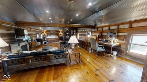 Photo of 1806 N County Road 80 NE, Greensburg, IN