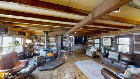 Photo of 1806 N County Road 80 NE, Greensburg, IN