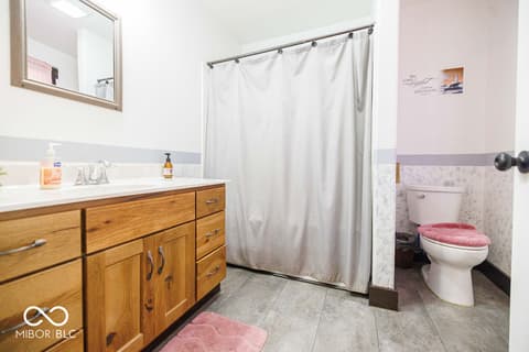 Bathroom at 14154 Defore Road, Coal City, IN