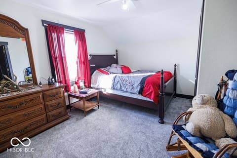 Bedroom at 14154 Defore Road, Coal City, IN