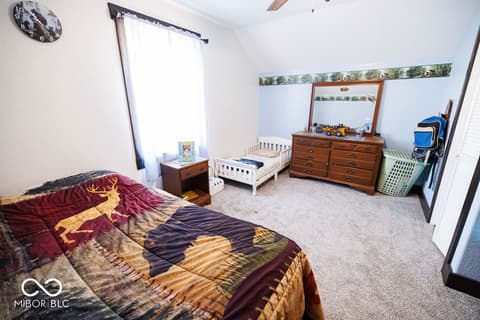 Bedroom at 14154 Defore Road, Coal City, IN