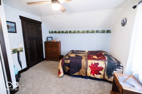 Bedroom at 14154 Defore Road, Coal City, IN
