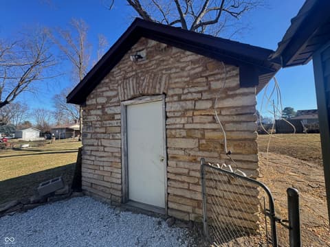 Out Buildings — 9278 S Geneva Road, Flat Rock, IN