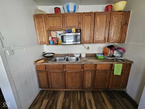 Photo of 918 N Olney Street, Indianapolis, IN