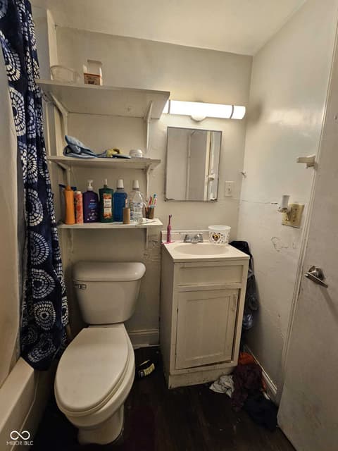 Photo of 918 N Olney Street, Indianapolis, IN