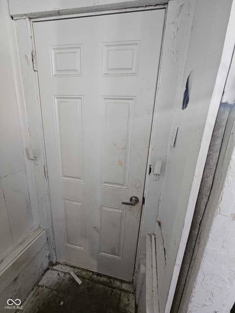 Photo of 918 N Olney Street, Indianapolis, IN