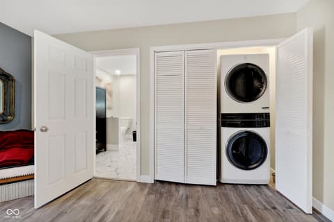 Laundry room at 2594 E Traction Road, Crawfordsville, IN