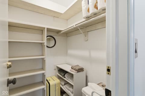 Walk In Closets — 2711 Pomona Court, Indianapolis, IN
