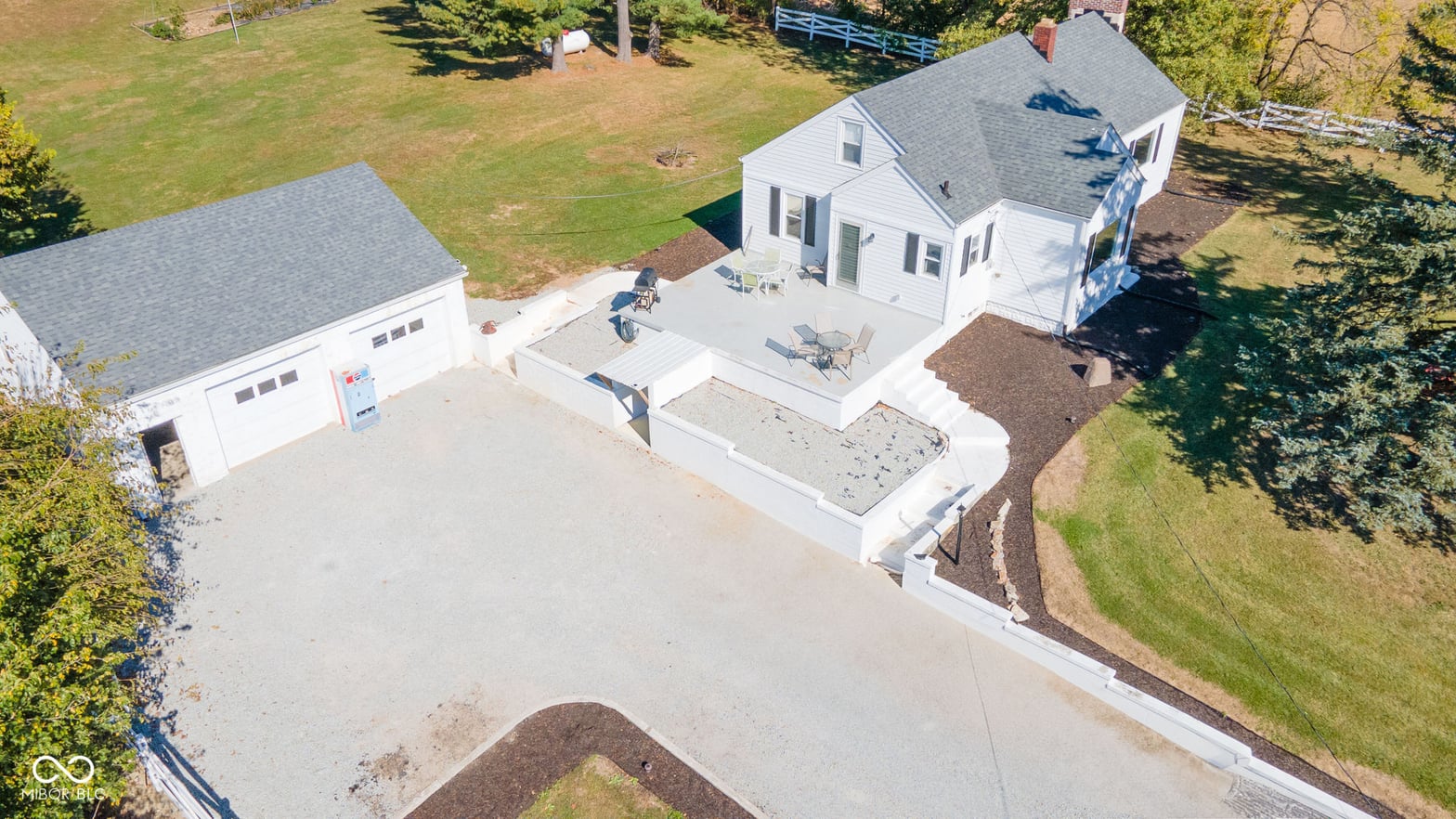 Photo of 6636 W State Road 128, Frankton, IN