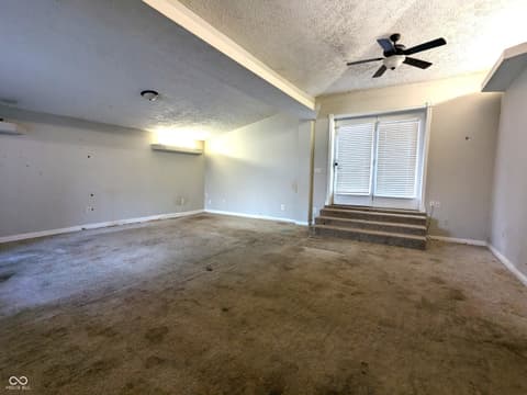 Photo of 8249 Lake Road, Indianapolis, IN