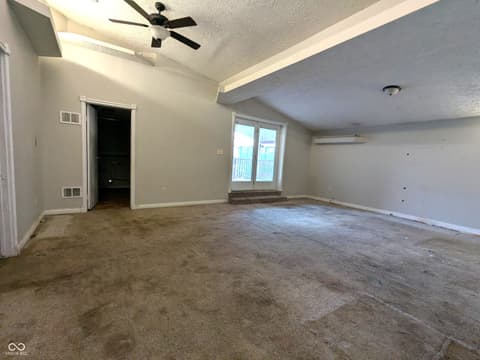 Photo of 8249 Lake Road, Indianapolis, IN
