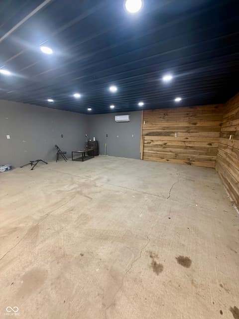 Photo of 660 E Bonebrake Road, Veedersburg, IN