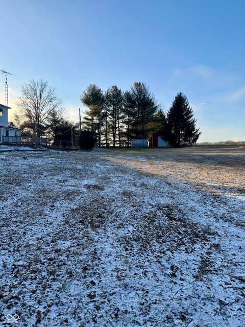 Photo of 660 E Bonebrake Road, Veedersburg, IN