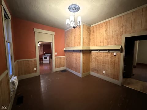 Photo of 302 E Washington Street, Waynetown, IN