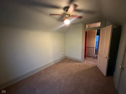 Photo of 302 E Washington Street, Waynetown, IN