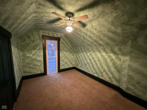 Photo of 302 E Washington Street, Waynetown, IN