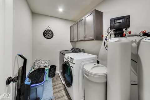 Photo of 9920 Deep Royal Way, Indianapolis, IN