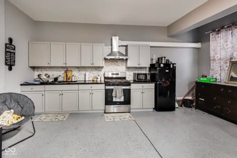 Photo of 9920 Deep Royal Way, Indianapolis, IN