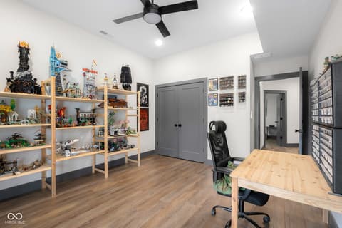 Home office at 205 Woods Trail, Nashville, IN