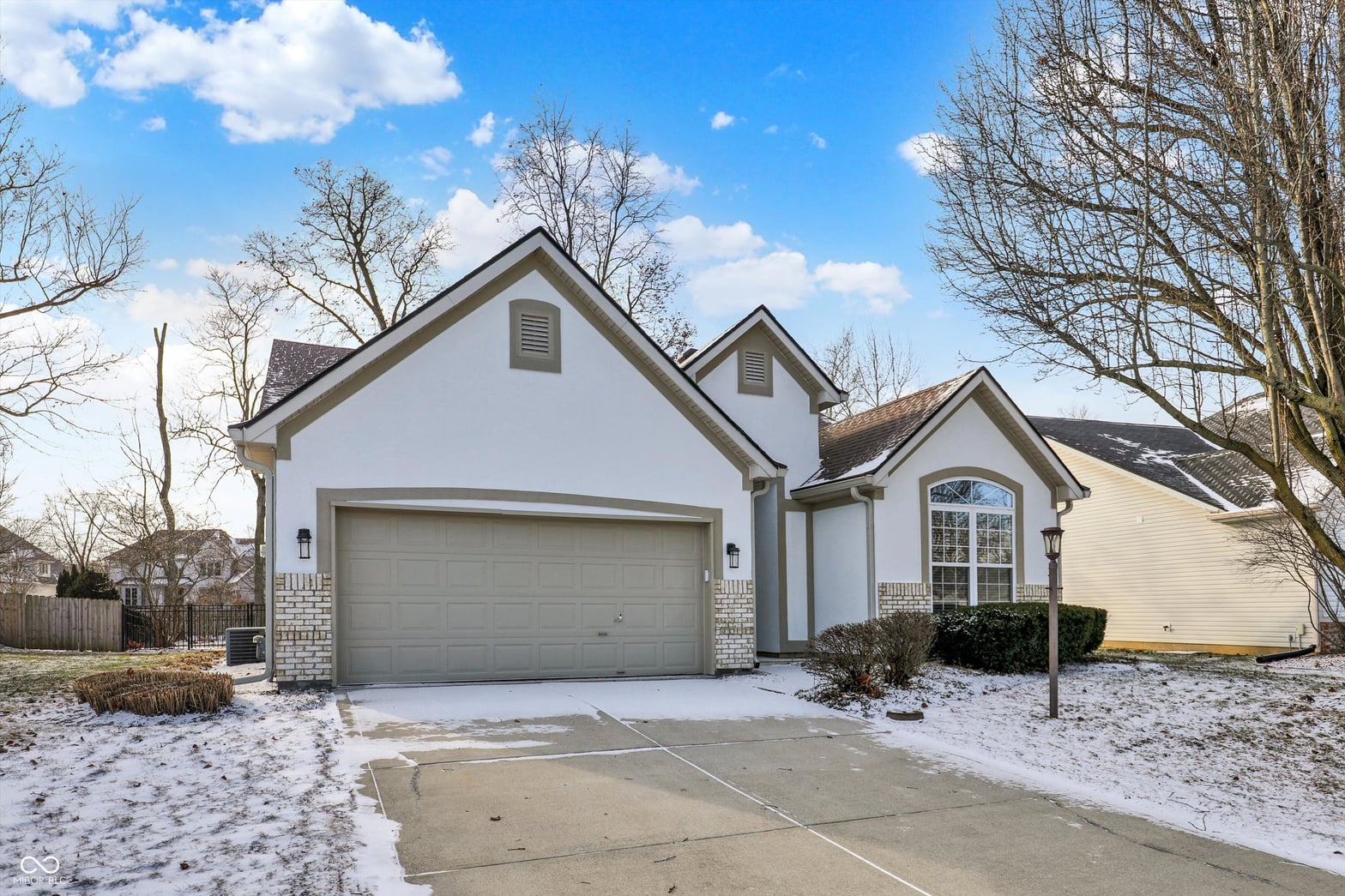 Photo of 5873 Lost Oaks Drive, Carmel, IN