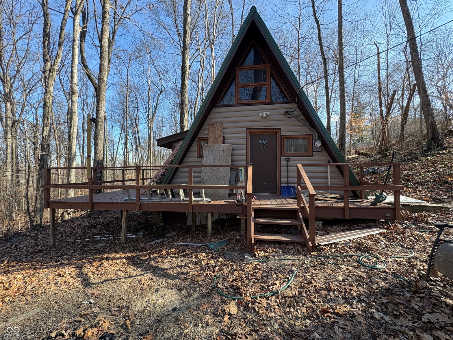 Photo of 6155 Private Road 1125 N, Poland, IN