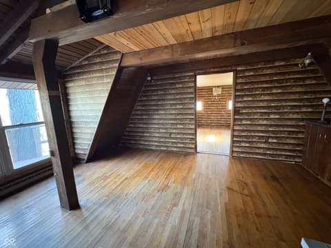 Photo of 6155 Private Road 1125 N, Poland, IN