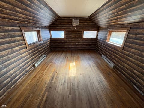 Photo of 6155 Private Road 1125 N, Poland, IN